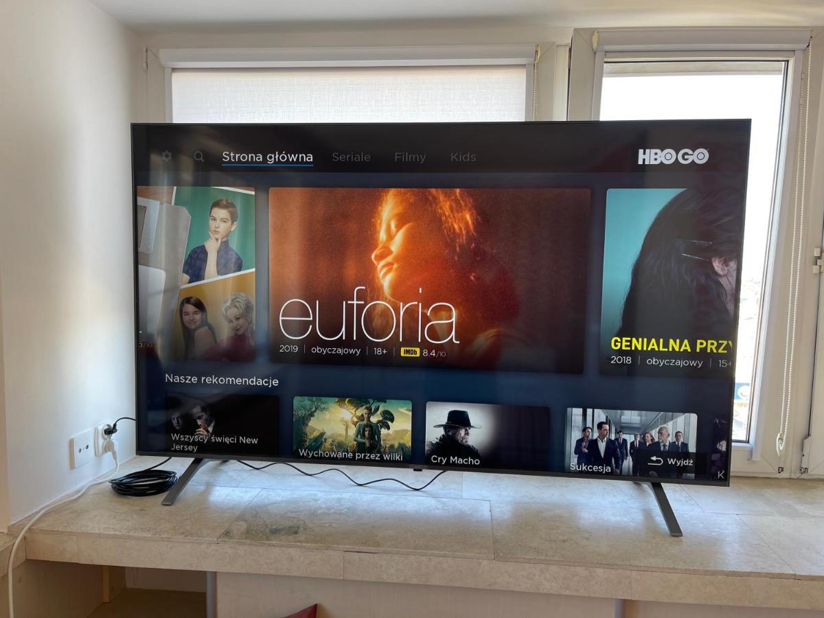 Sushi Metro Wifi 500 Mbs, 70'tv Netflix Appletv+ Апартаменти Варшава