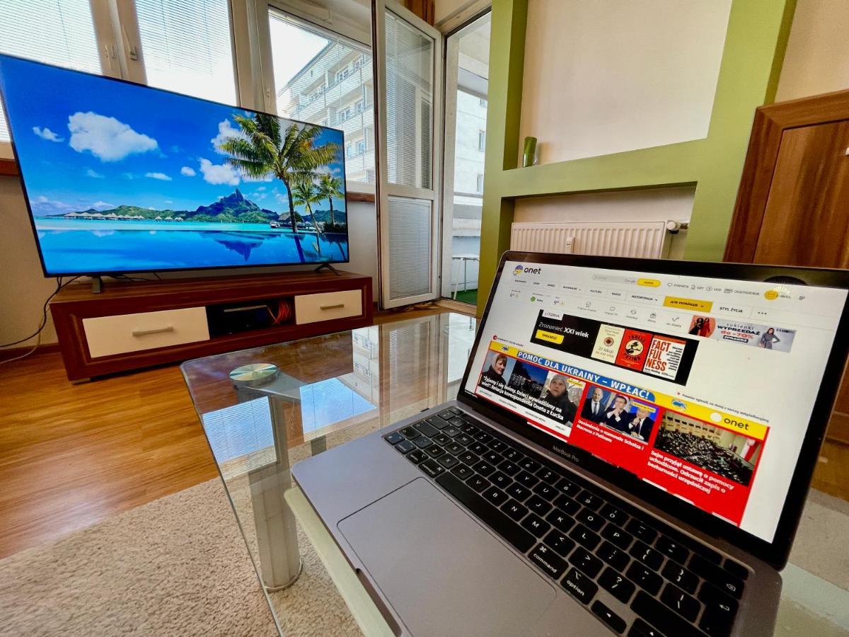 Апартаменти Sushi Metro Wifi 500 Mbs, 70'tv Netflix Appletv+